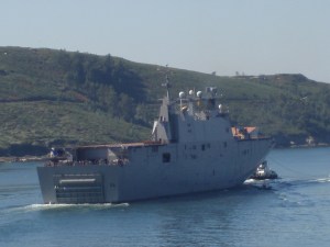 LHD JUAN CARLOS I saliendo de la ría de Ferrol