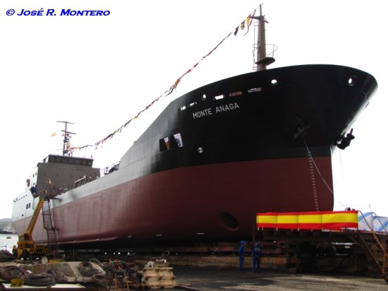 Petrolero MONTE ANAGA